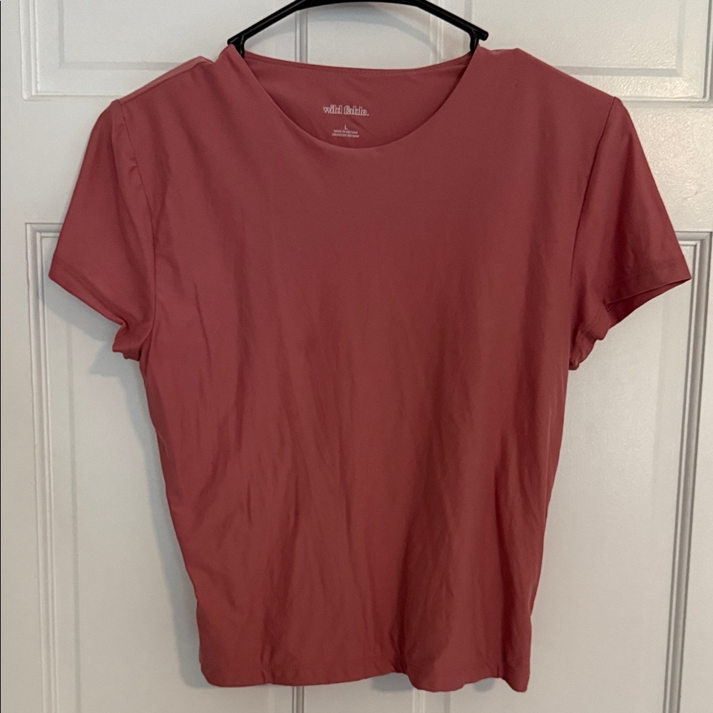 Wild Fable Women's Rose Short Sleeve Tee